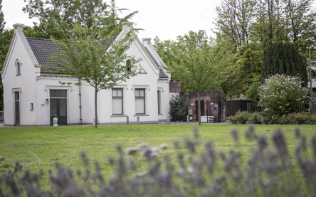 Voorkant uitvaartcentrum Jaffahuis Delft